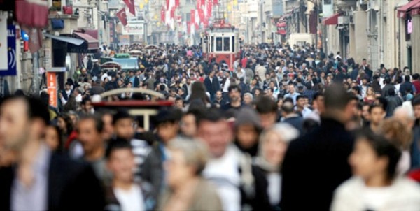 taksim-kalabaligi