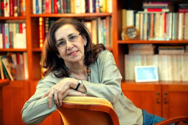 YuzyilinYukselenSesiOyku-InciAral