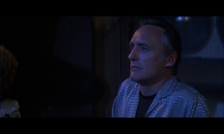 dennis-hopper-blue-velvet